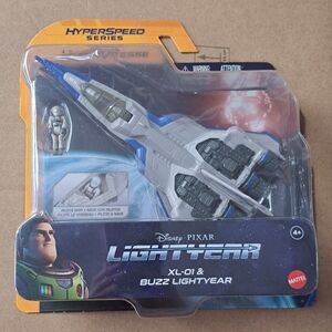 Lightyear XL-01 & Buzz Lightyear Toy